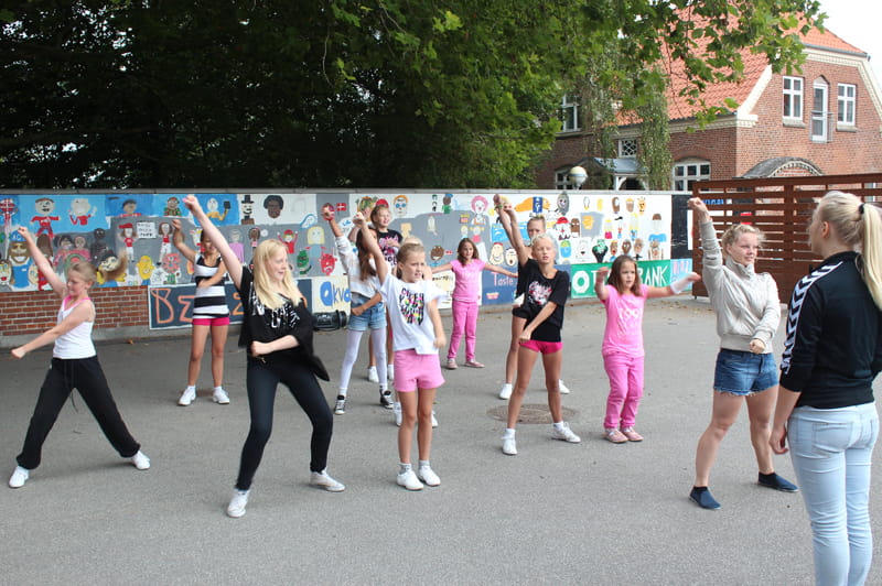 17 Skoler Skal Nytaenke Skolegarden