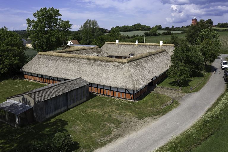 Rundvisning i Bent Madsens Gård: Nyt liv til en af landets smukkeste bondegårde