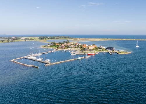 Langør Havn – Længslernes bugt