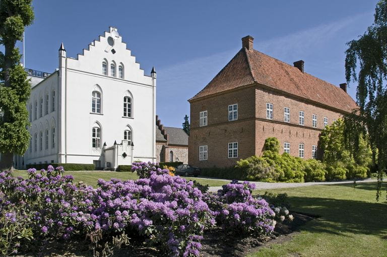 Klosterbesøg: Hør historien om Dronning Sophies Hus