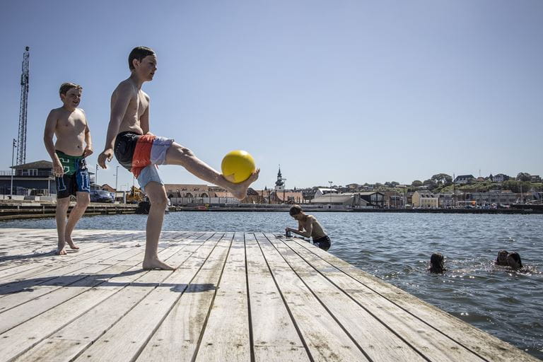 Byvandring langs Lemvigs klimasikrede kajkant