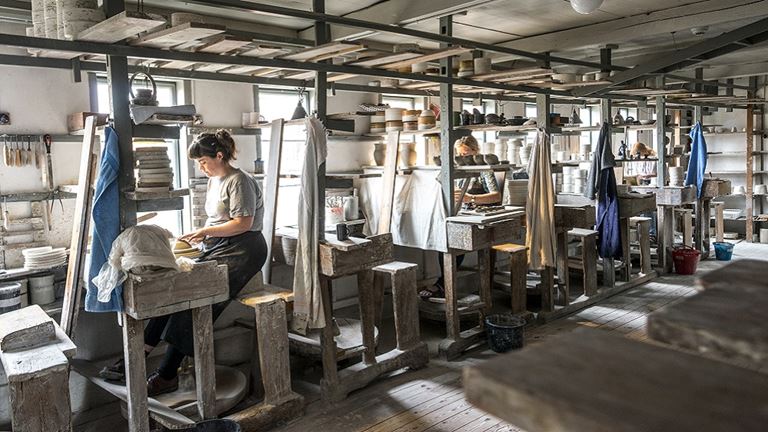 AFLYST. 150 år og stadigvæk moderne: Hjorths Fabrik i Rønne