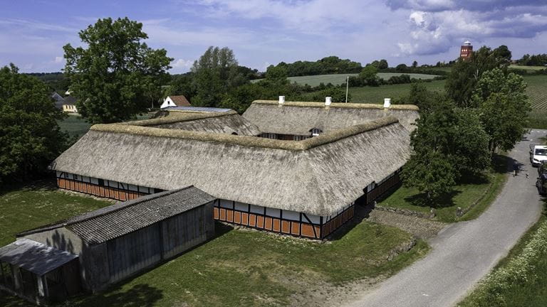 Vind billetter: Nyt liv til en af landets smukkeste bondegårde