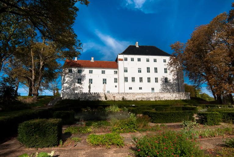 Dragsholm Slot: Moderne gastronomi i historiske rammer