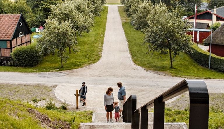 Ferieby og strand har fået nyt liv