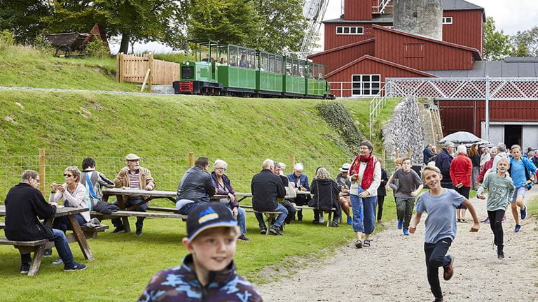 Vind familiebesøg i Mønsted Kalkbrud og flagermusværkstedet