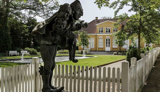 Besøg historisk landvilla på Frederiksberg