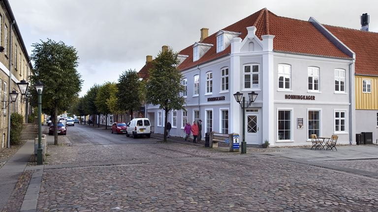 Christiansfeld: Verdensarv i honningkagernes højborg