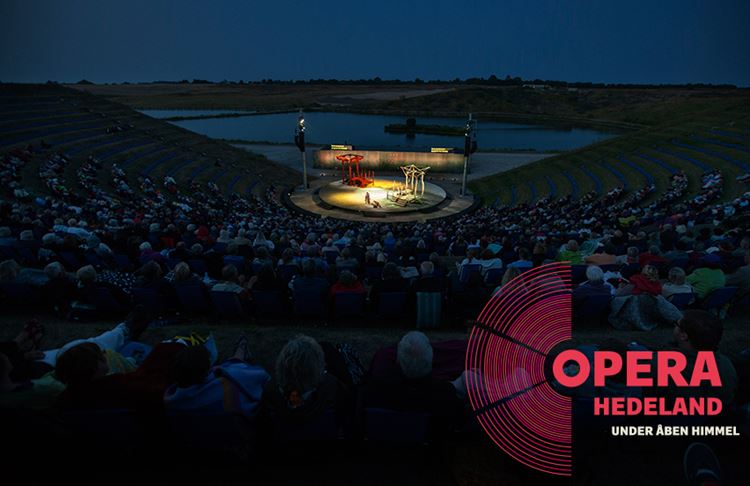Opera under åben himmel og guidet vandring i Hedeland