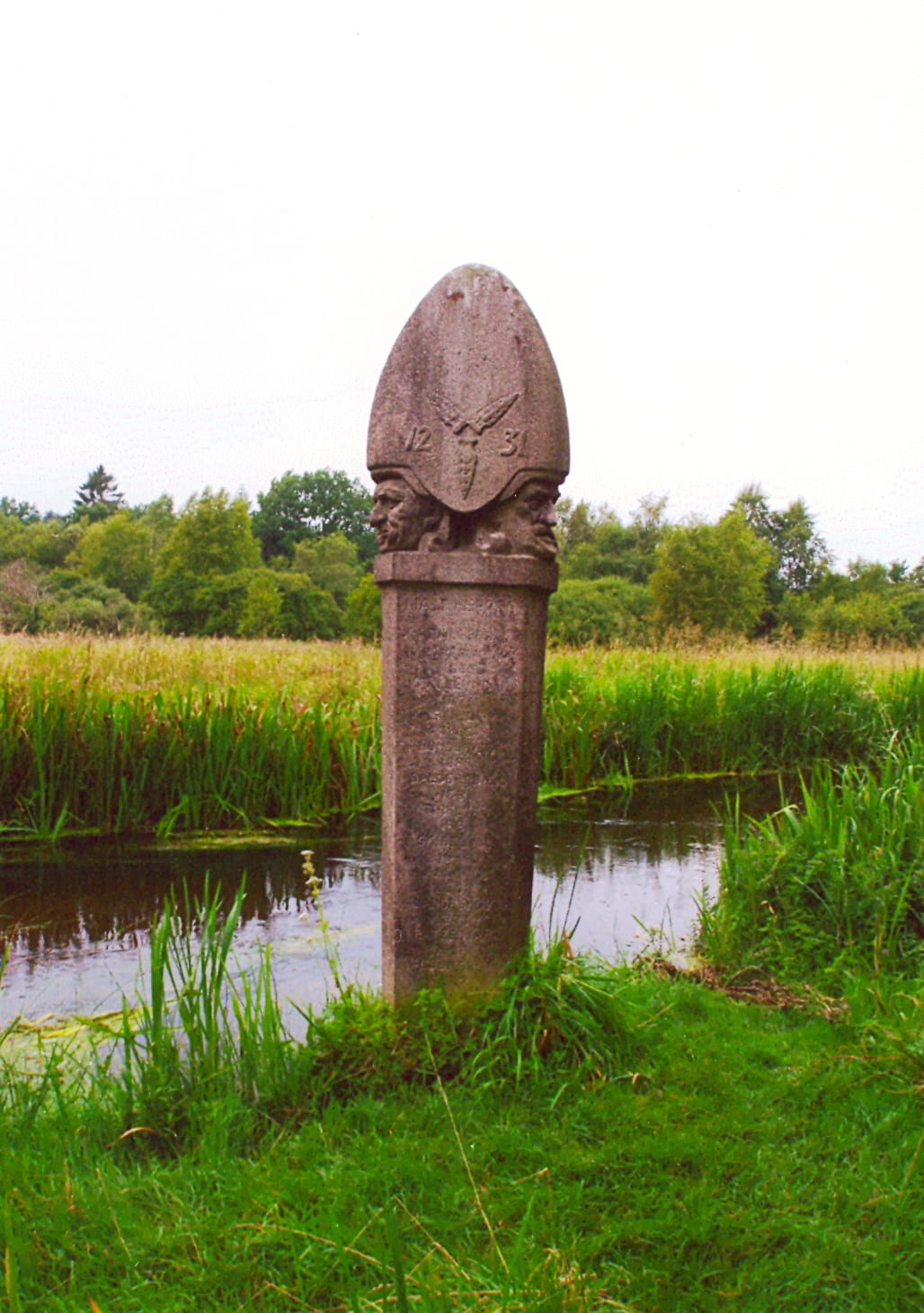 Treherredsstenen. 