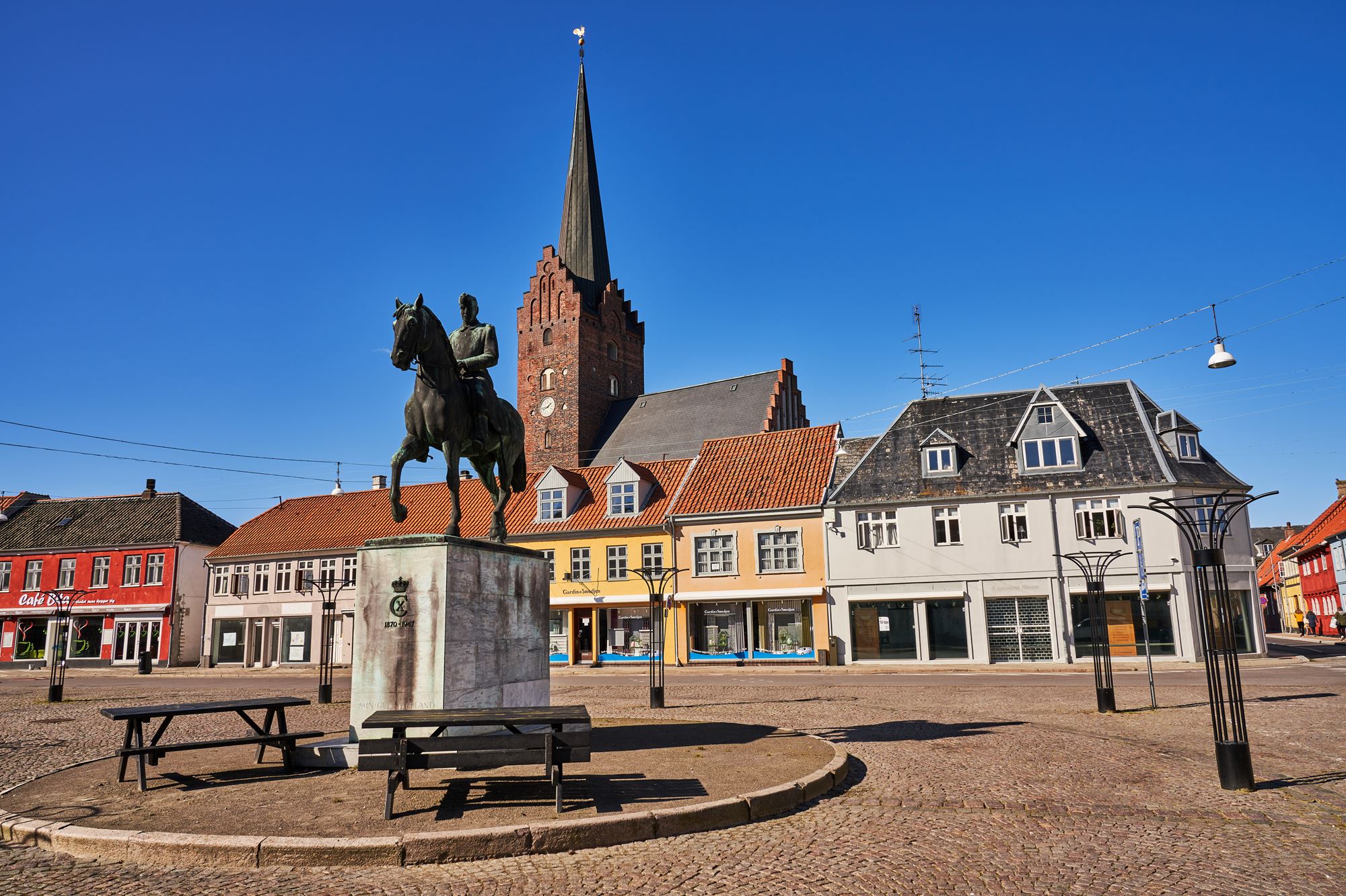 Nakskov 2030 vil løfte historien om Nakskov som købstad ved at restaurere de historiske huse og skabe nye byrum. 