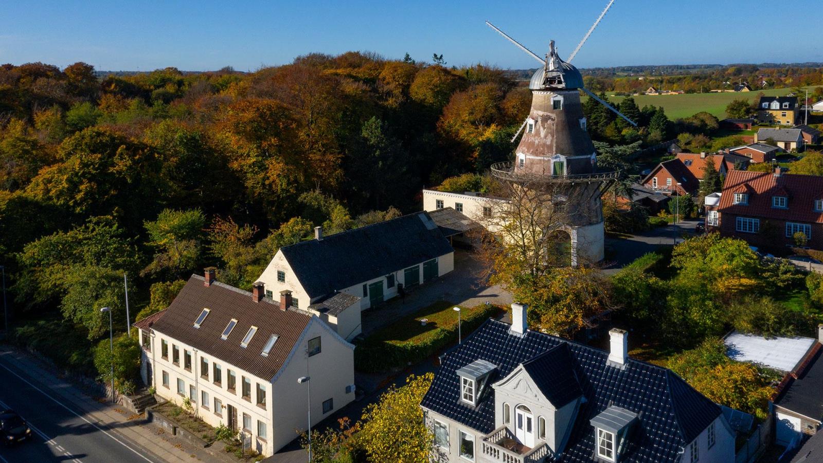 Realdania By & Byg har købt den fredede mølle, som nu skal restaureres