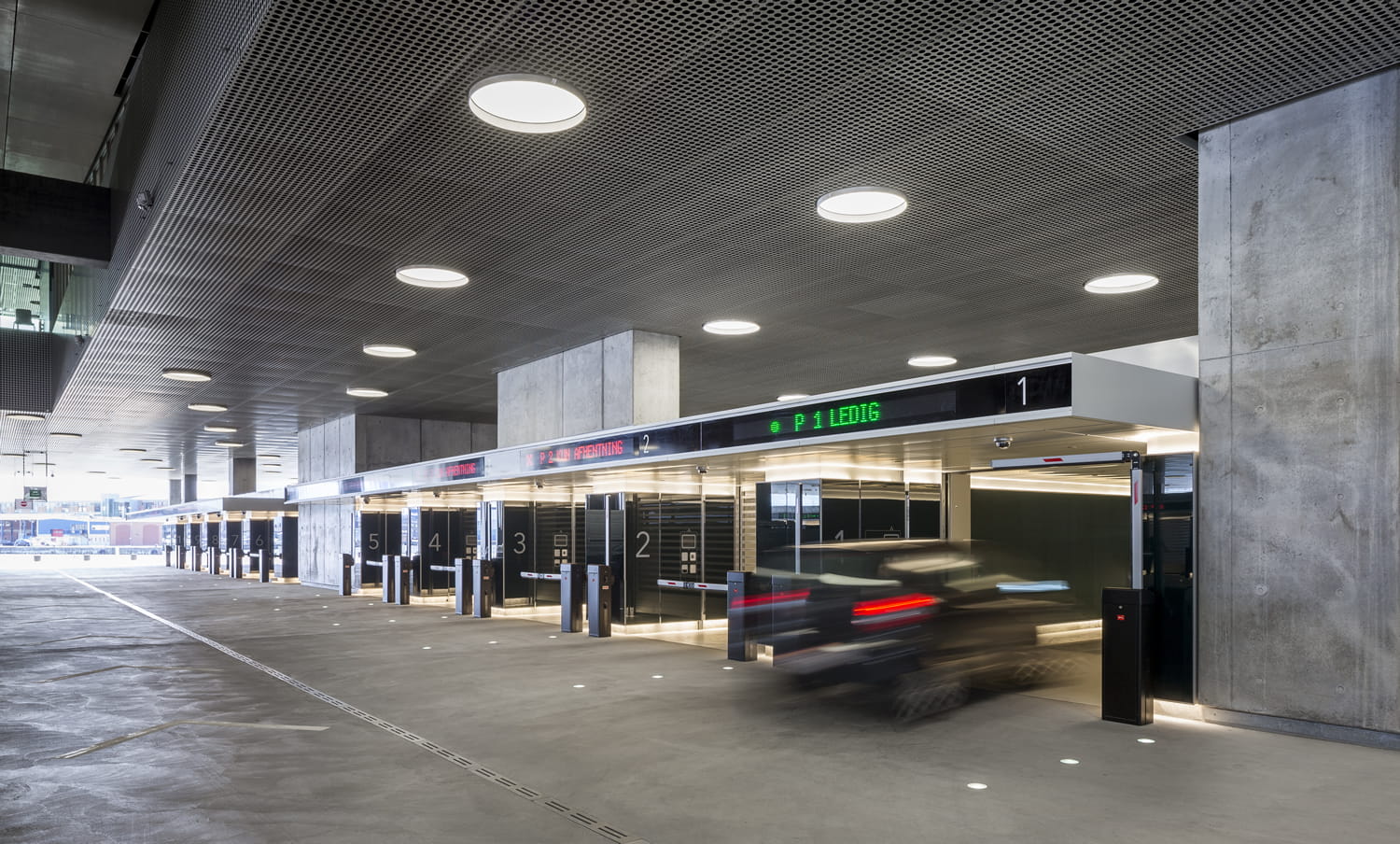 Under Dokk1 byggede Realdania By & Byg Europas største fuldautomatiske parkeringsanlæg.